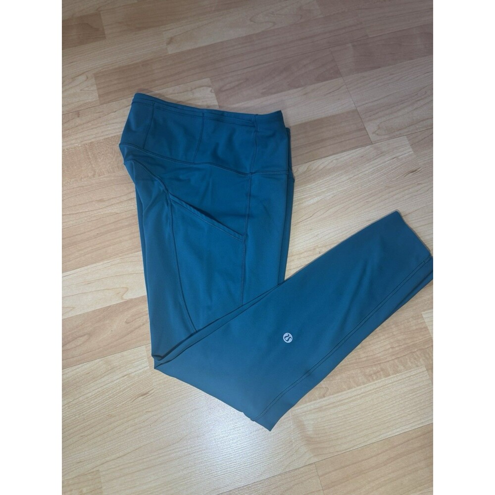 Lululemon Women’s Fast And Free Leggings Non Reflective Sz. 6 Cyprus